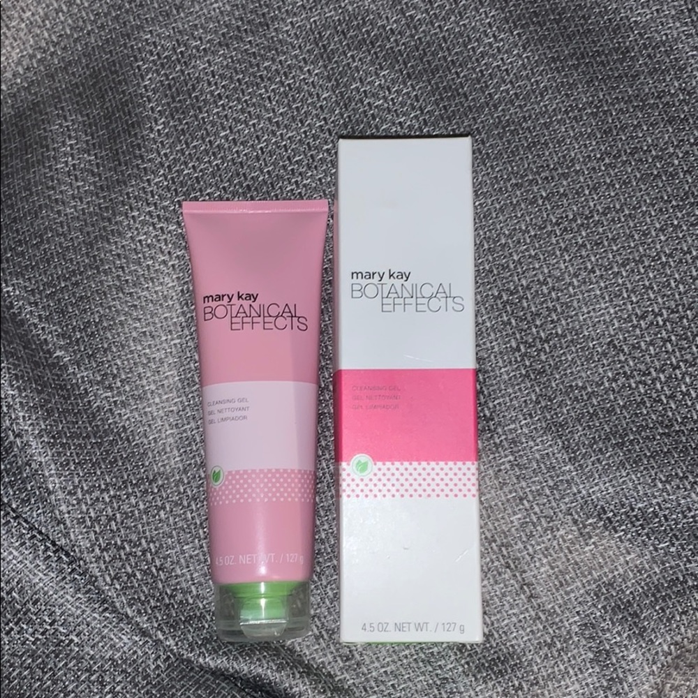 Mary Kay Botanical Effects Cleansing Gel
